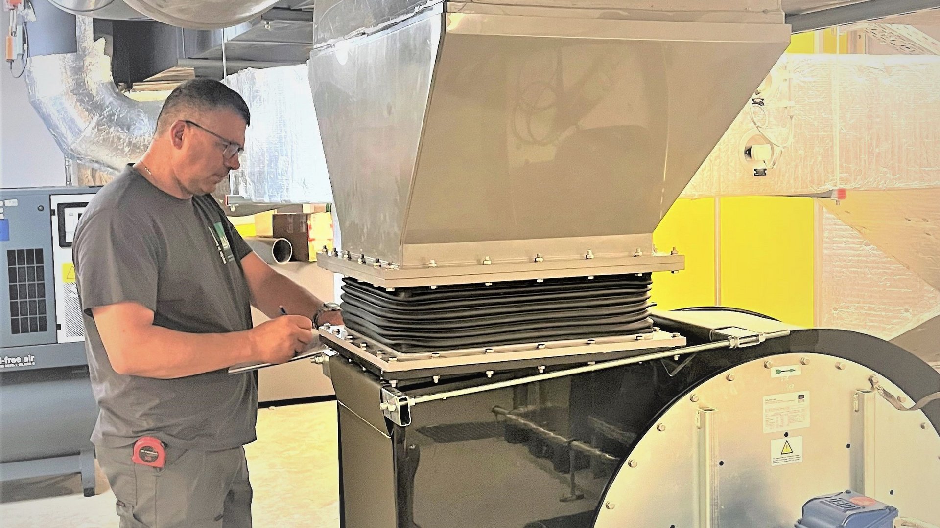 Inspectie, onderhoud, reparatie, service van kunststof ventilatoren - Colasit