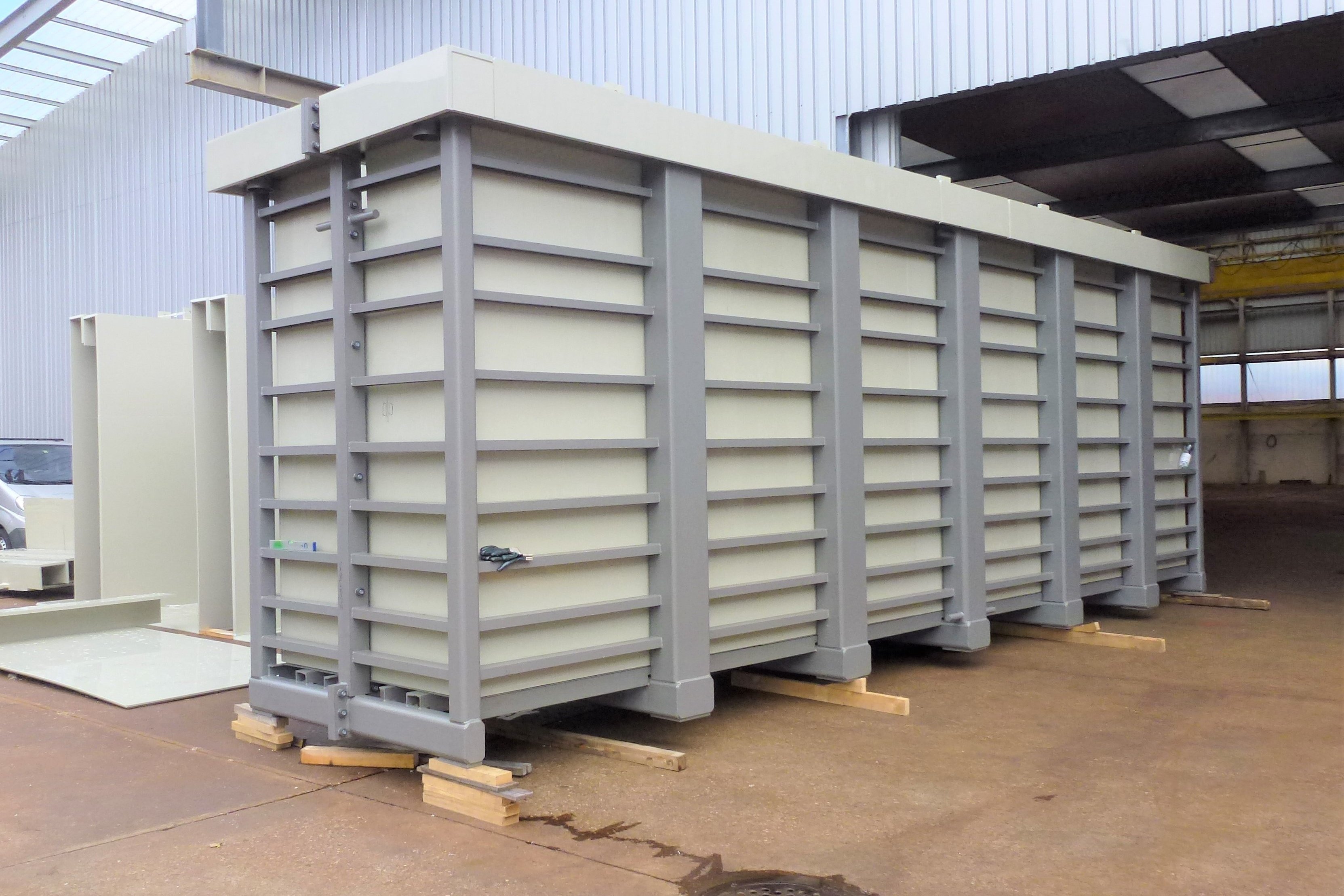 Plastic tubs, plastic vessels and plastic tanks for use in galvanising systems and anodising plants - Colasit