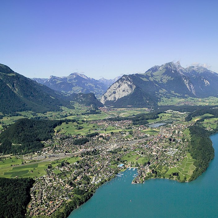 Spiez location with Lake Thun as the working environment - Colasit